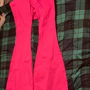 Women's Flare & Wide Leg Jeans - Pink